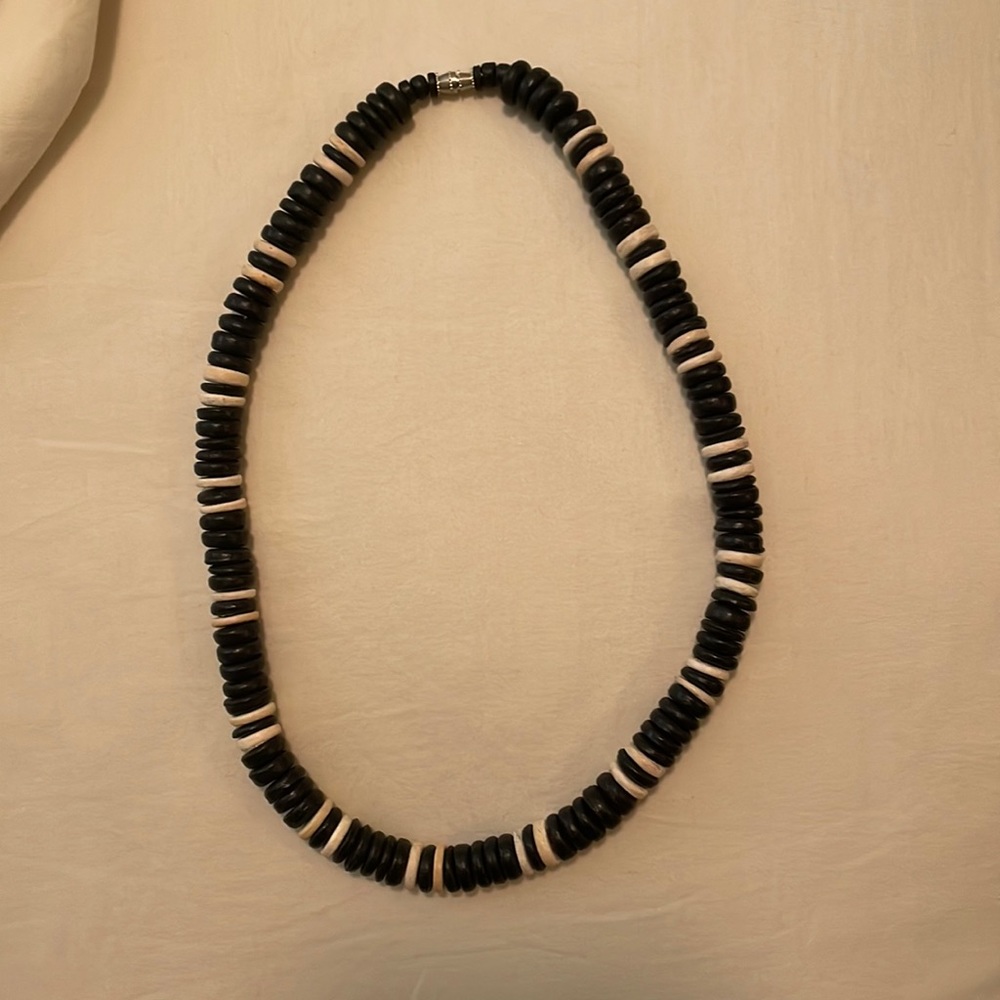 Cream and black bead necklace